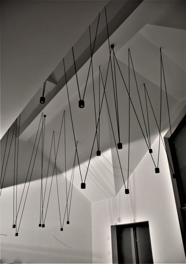 Designerska lampa wisząca do wysokich pomieszczeń ABRA LWN9
